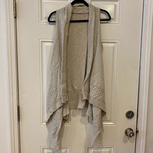 Autumn cashmere knit vest